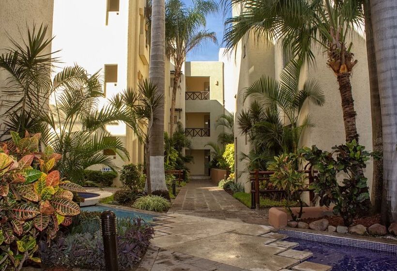 Zafiro Beach Boutique Resort