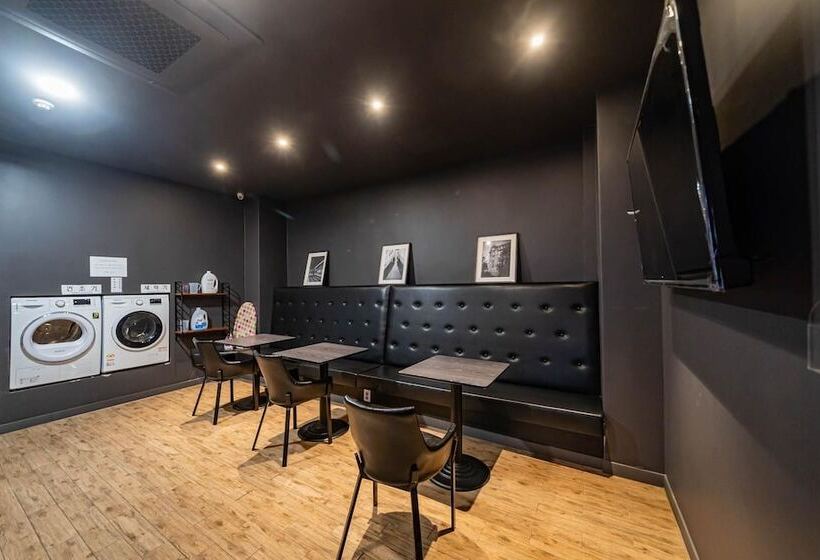 فندق على الطريق Goyang  Stay Bishop