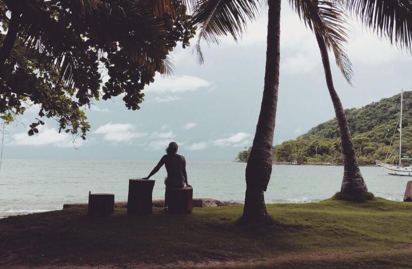 Bed and Breakfast Cafe Del Mar Sapzurro