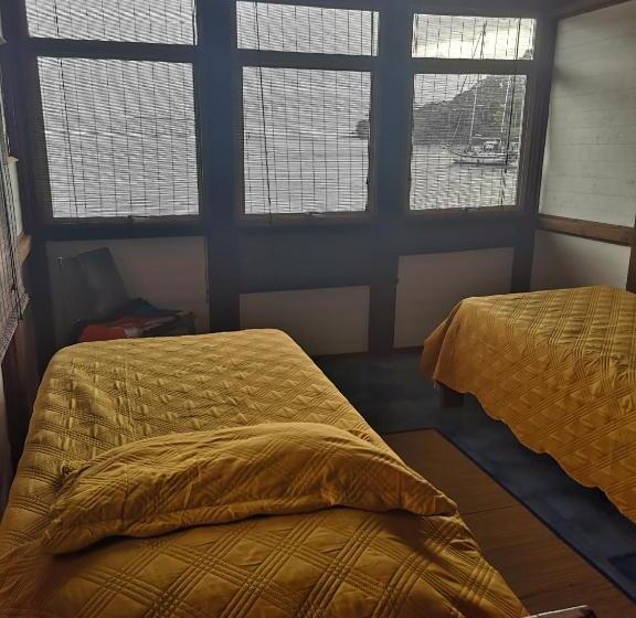 Bed and Breakfast Cafe Del Mar Sapzurro