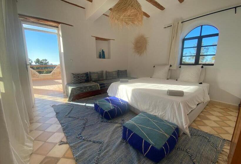 تختخواب و صبحانه La Villa Sauvage