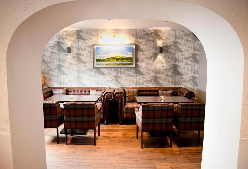 مبيت وإفطار The Leitrim Inn And Blueway Lodge