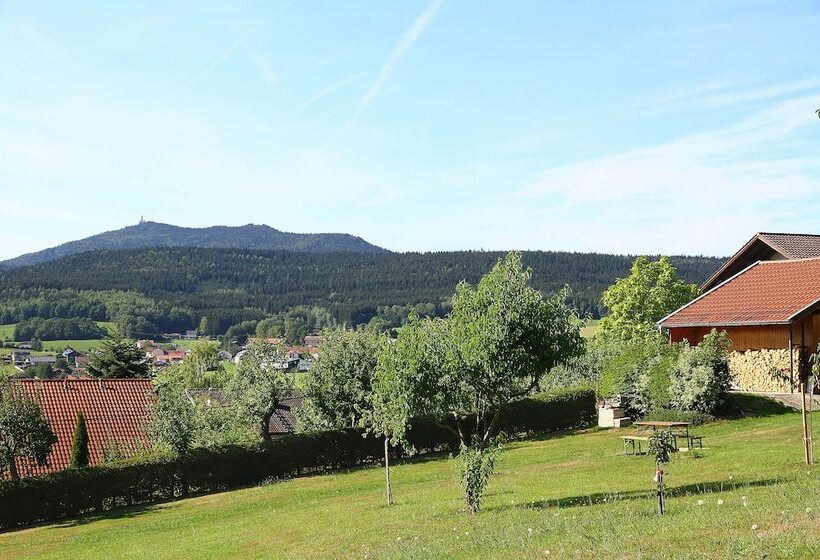 Отель Apartamento En Un Ambiente Familiar Con Parque Infantil