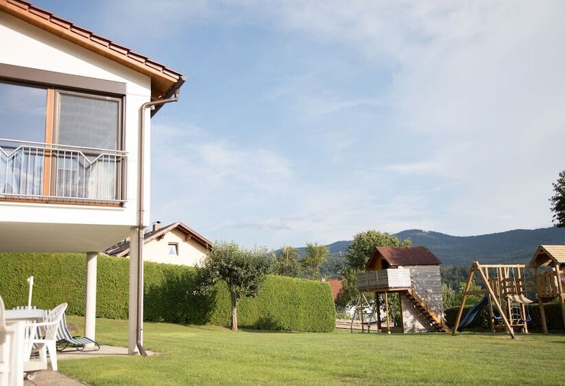 Отель Apartamento En Un Ambiente Familiar Con Parque Infantil