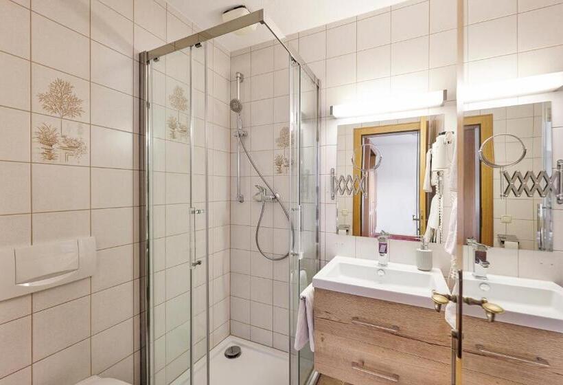 فندق Der Klostertalerhof