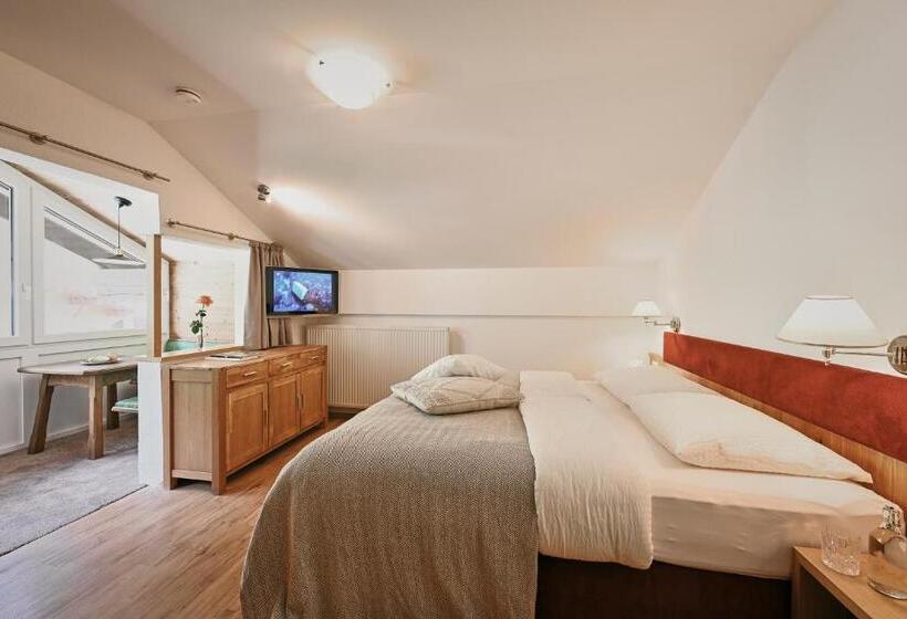 فندق Der Klostertalerhof