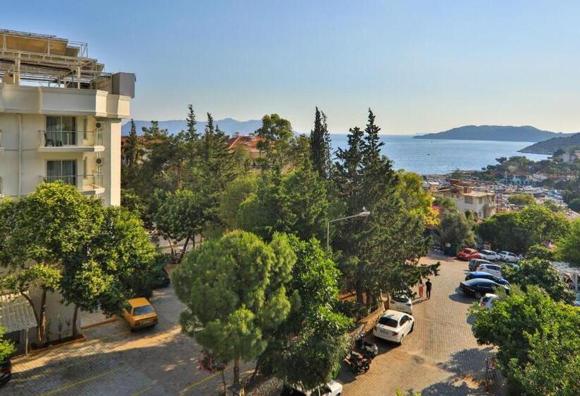 בית מלון כפרי Lora Kaş