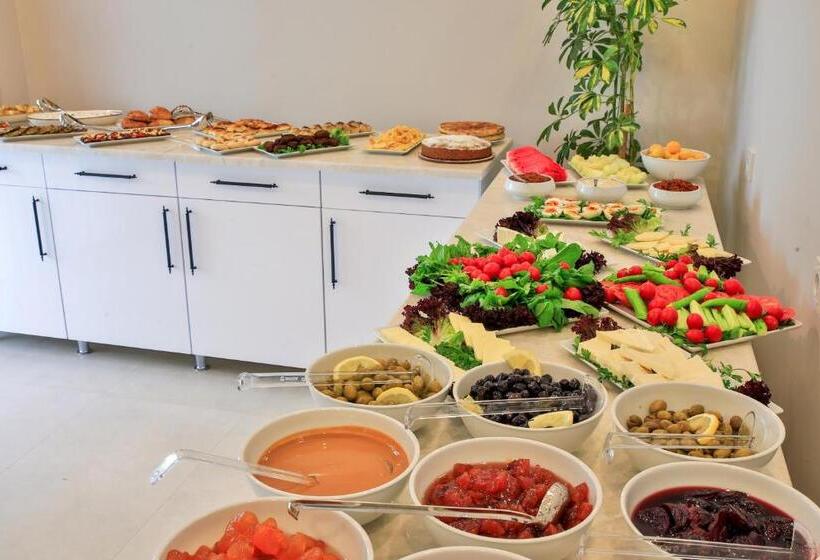 בית מלון כפרי Lora Kaş