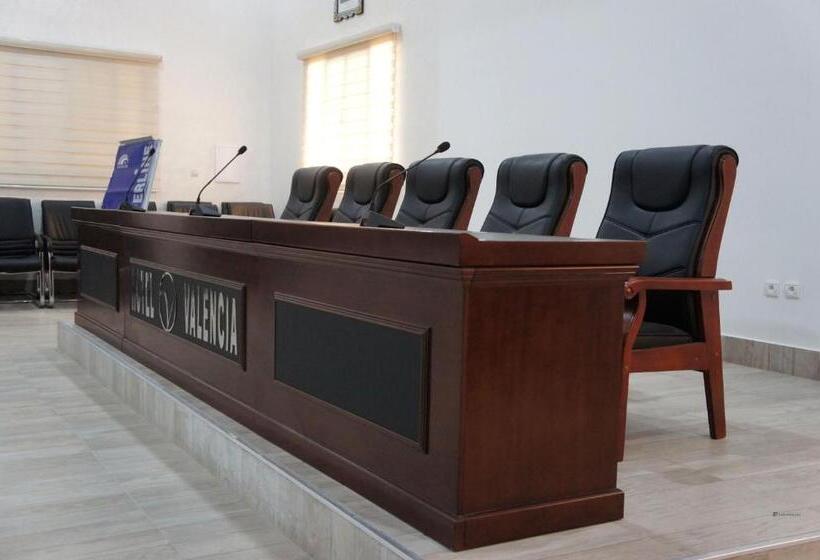 هتل Valencia Hôtel & Appartements