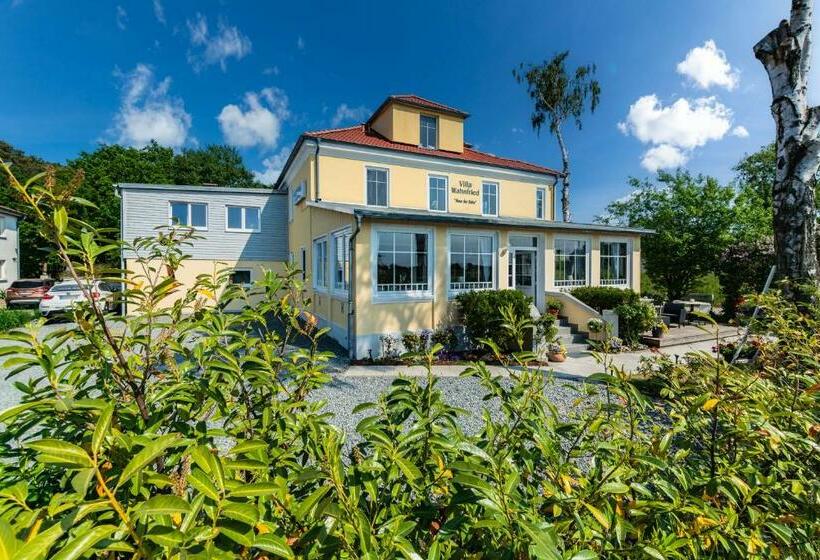 בית מלון כפרי Villa Wahnfried Thiessow