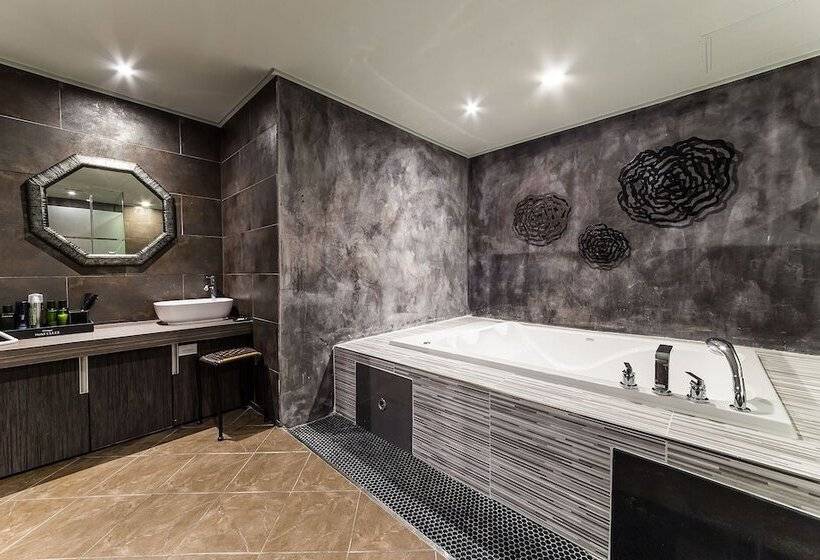 Motel Uijeongbu Ellie