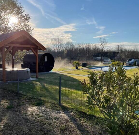 펜션 Bor Vendégház