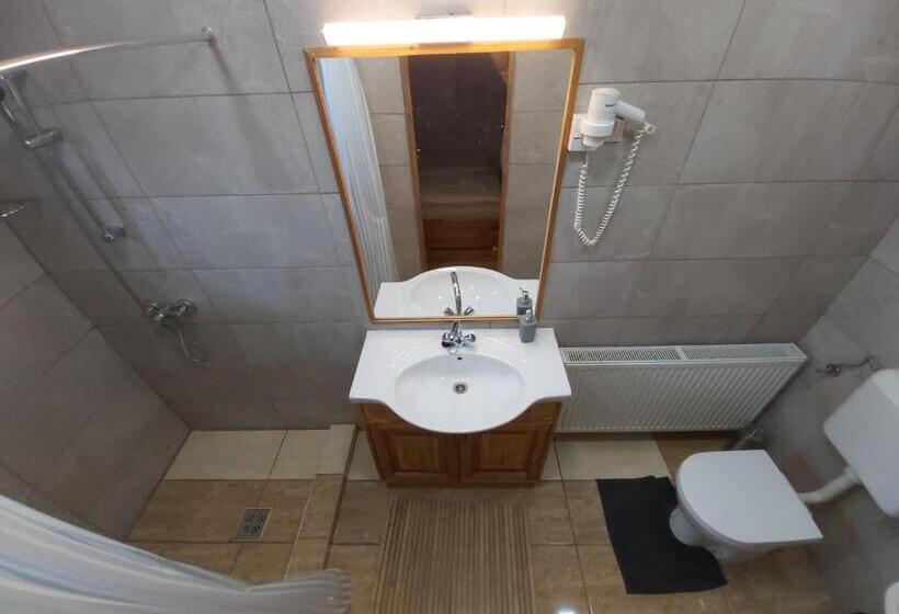 بنسيون Fenyőfa Vendégház