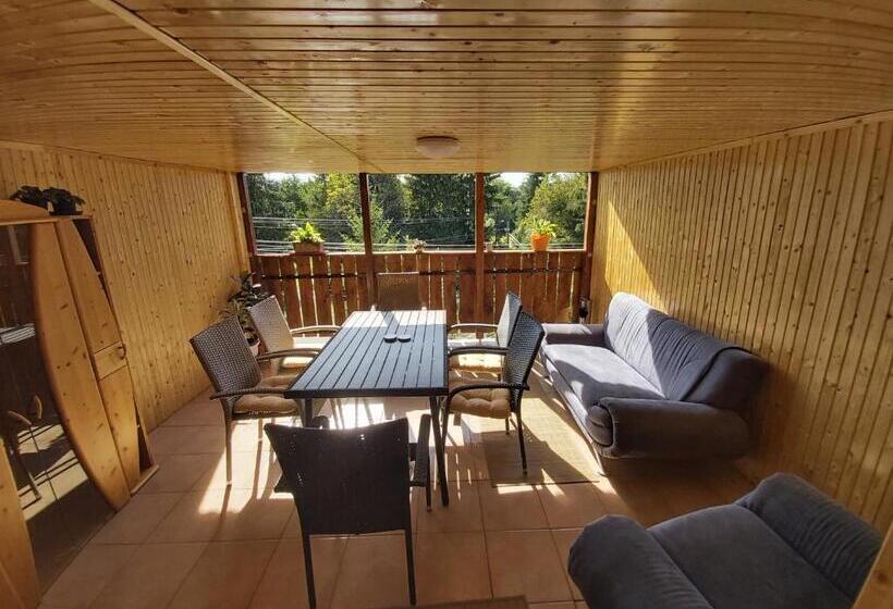 بنسيون Fenyőfa Vendégház