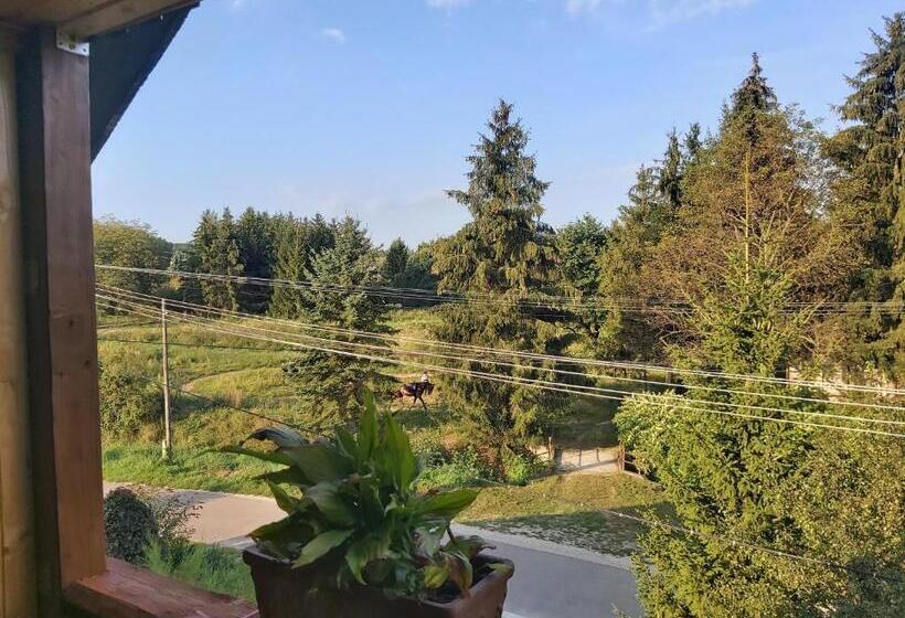 بنسيون Fenyőfa Vendégház