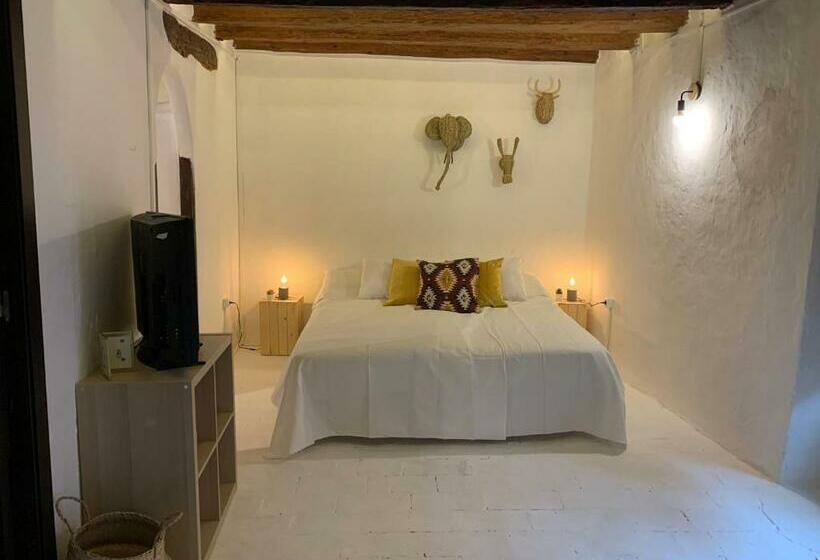 ペンション Maison Del Arc