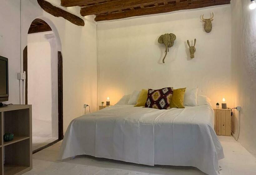 ペンション Maison Del Arc