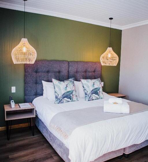 פנסיון The Jackal Guesthouse