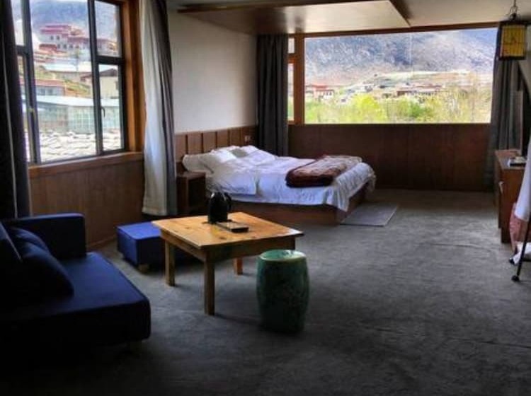 Shangri La Youyou Inn