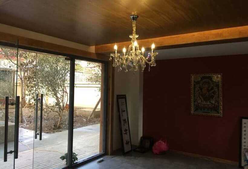 Shangri La Youyou Inn