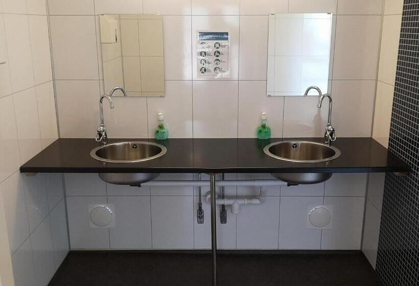 Trysunda Vandrarhem & Skärgårdscafé