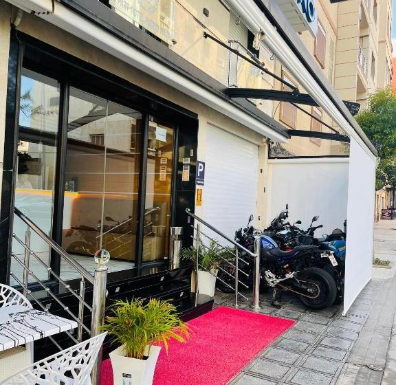 Appart Hotel Puerto Marino