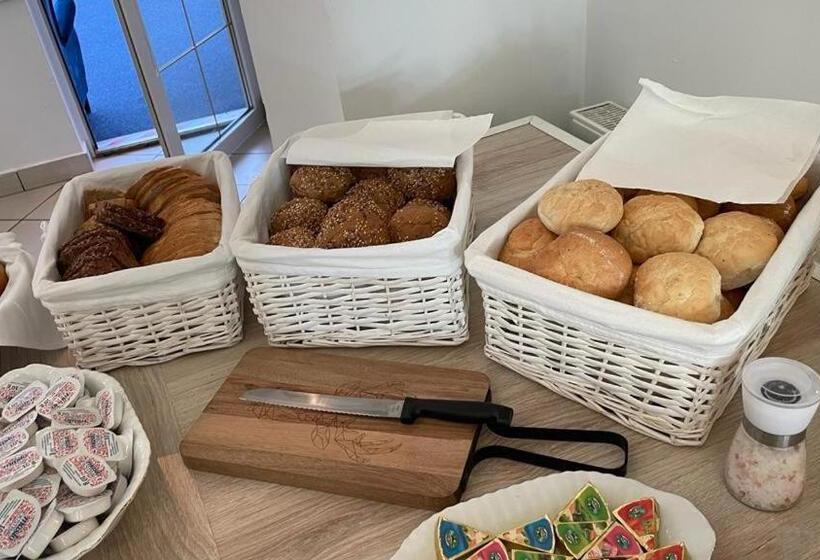 تختخواب و صبحانه Great Polonia Ustka