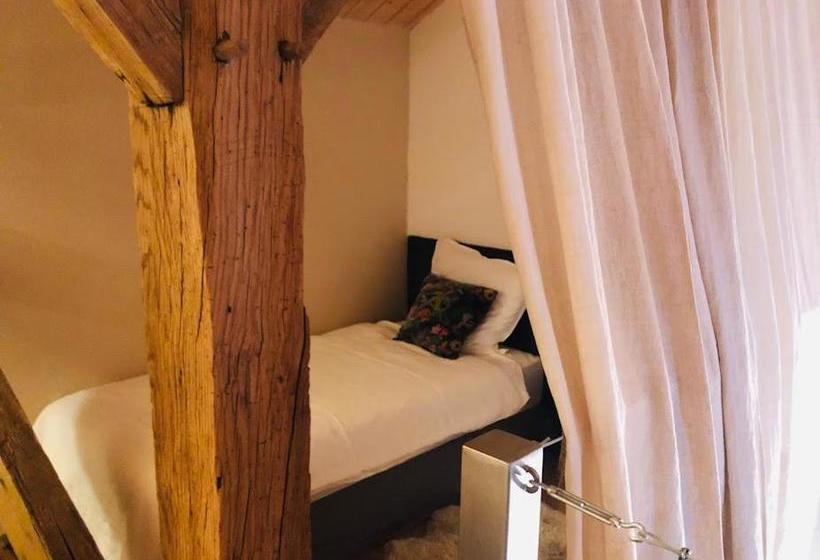 住宿加早餐  Le Clos De Miribel