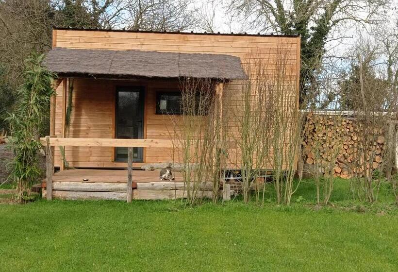 تختخواب و صبحانه Nuit Insolite Lovelit Val André