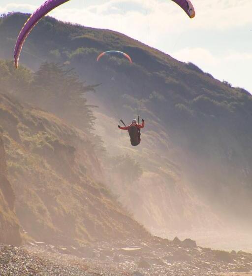 تختخواب و صبحانه Nuit Insolite Lovelit Val André