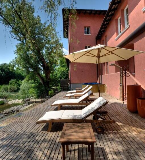 مبيت وإفطار Mulino Dell'abbazia Country Resort