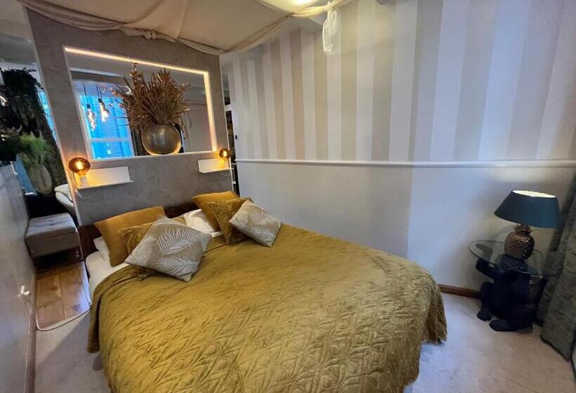 צימר The Enlightened House Luxury Suites
