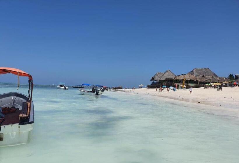 تختخواب و صبحانه Villa Kumi