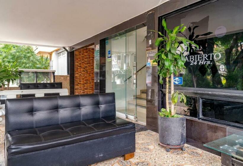 호텔 Tree House Medellin