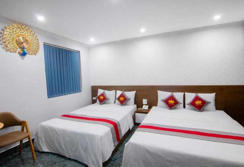 هتل Camellia Tuan Chau