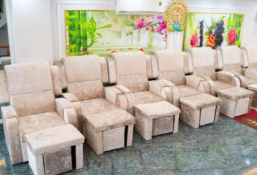 هتل Camellia Tuan Chau