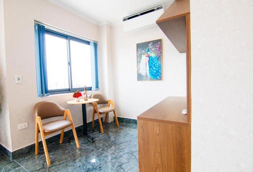 هتل Camellia Tuan Chau