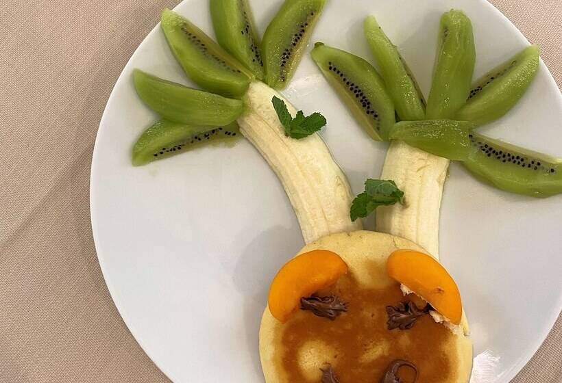 Отель Cecina Beach