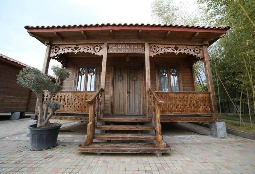 בית מלון כפרי Chateau Kvirike