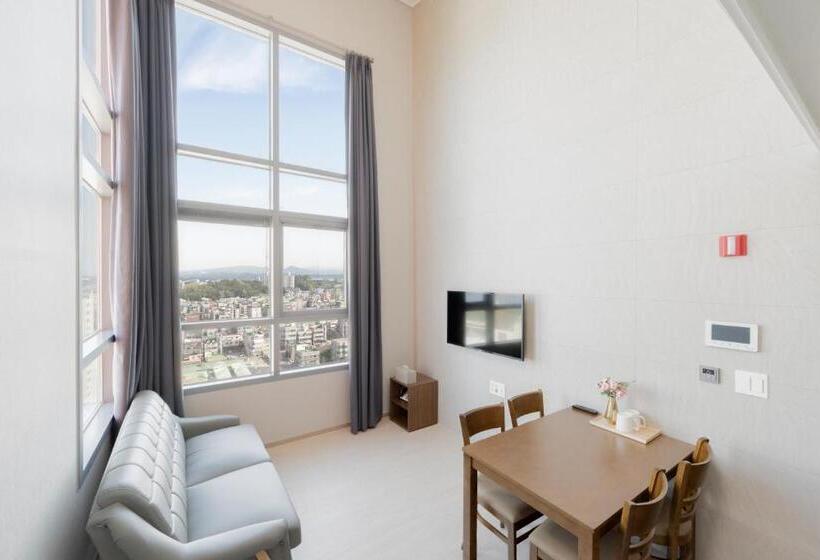 Отель Donghae Oceancity Residence