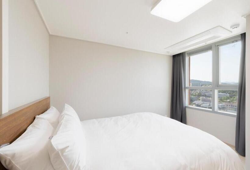 Отель Donghae Oceancity Residence