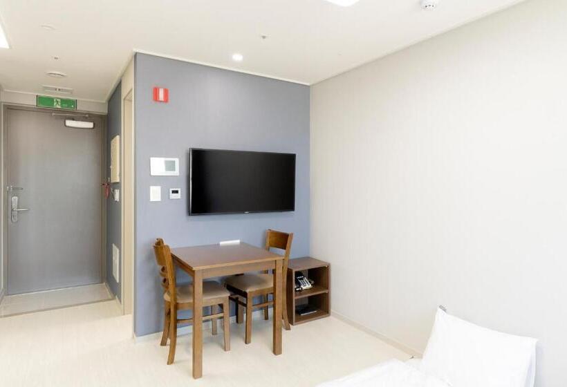 Отель Donghae Oceancity Residence