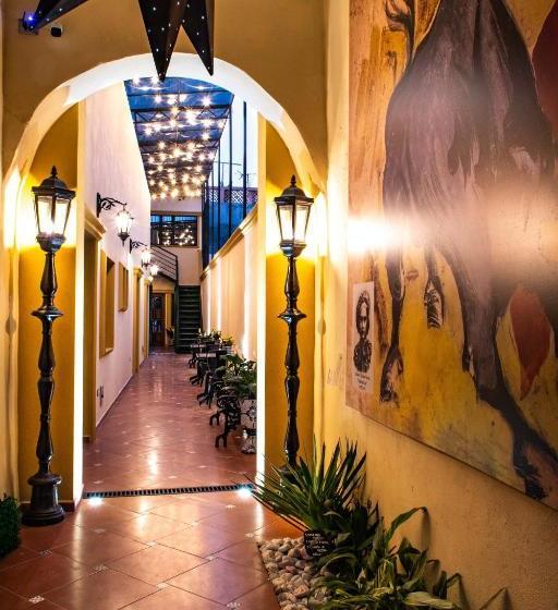 ホテル Es Antigua Casona Allende