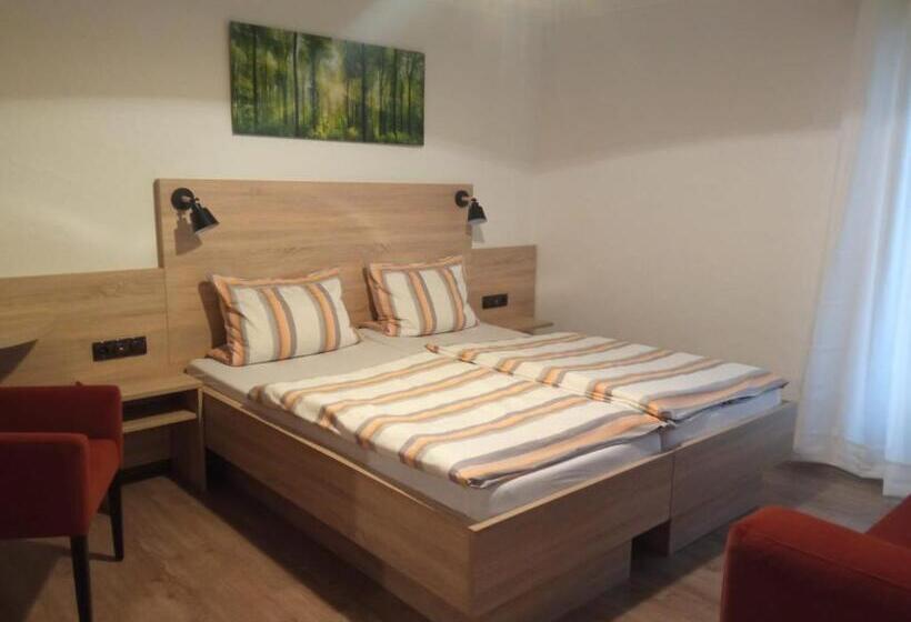 호텔 Gasthof Zum Löwen