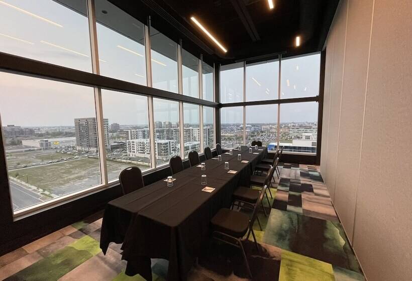 Grand Times Hotel Laval Centropolis