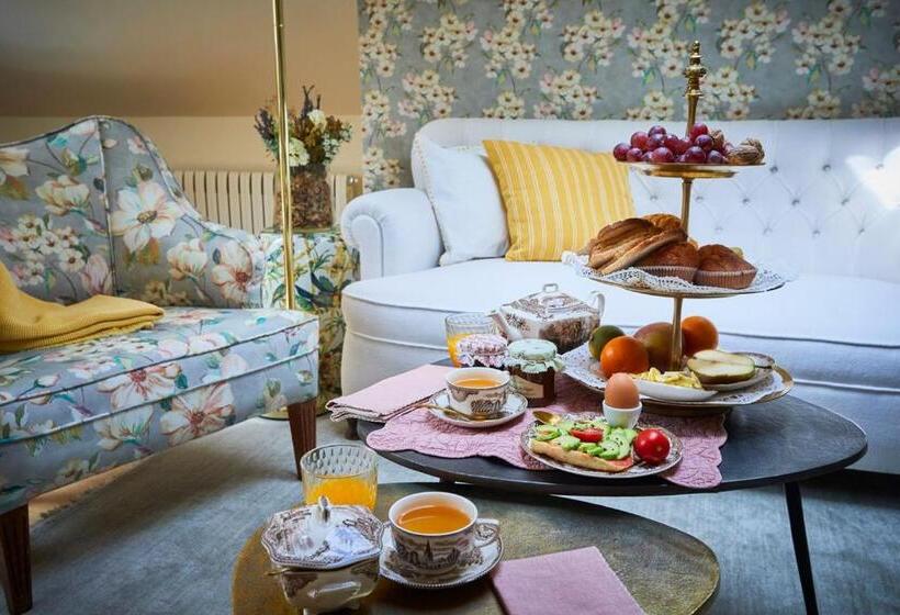 ホテル Helguera Palacio Boutique & Antique