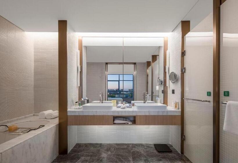 Hotel Holiday Inn Fuyang, An Ihg