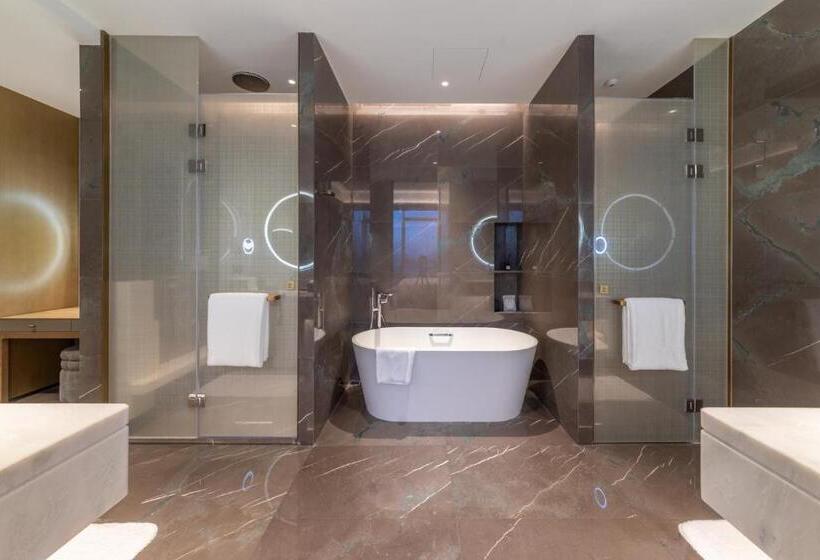 Otel Hualuxe Xi An Chanba, An Ihg