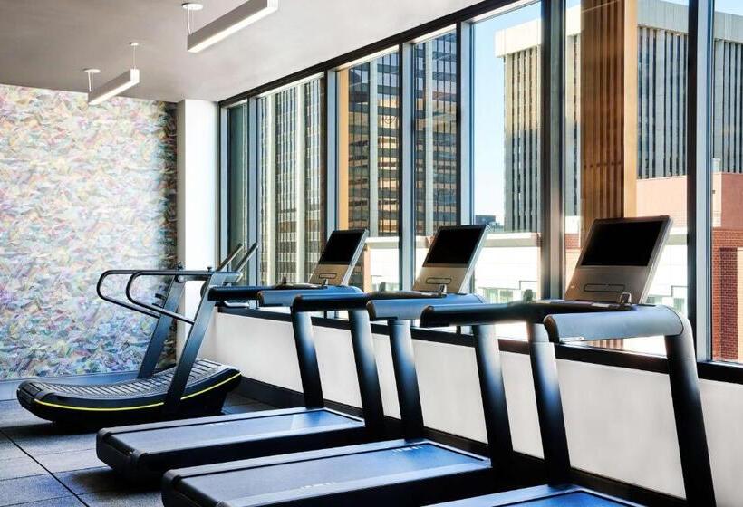 هتل Hyatt Centric Downtown Denver