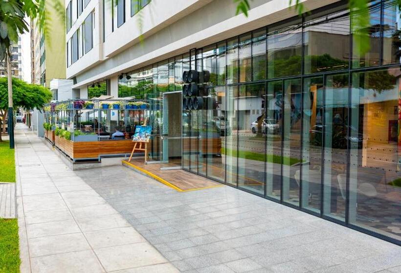 هتل Ibis Styles Lima San Isidro